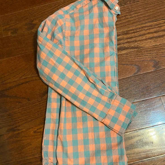 Jcrew Button down excellent condition - Picture 4 of 4